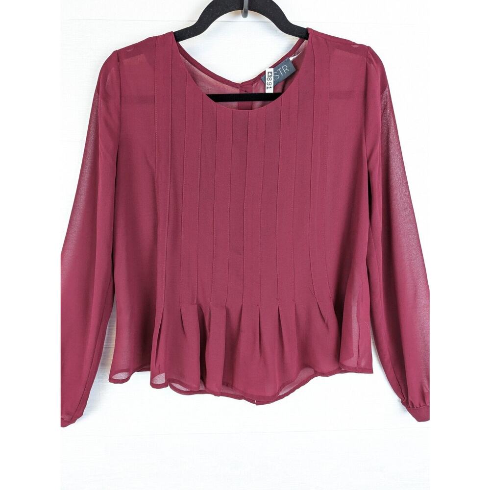 ASTR Pleated Front Chiffon Burgundy Blouse Long Sleeve Button Back Small EUC